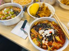 -丽丽三鲜螺蛳粉(田林路店)