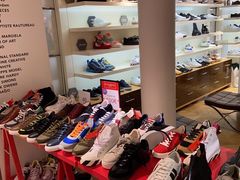 -乐蓬马歇百货公司(Rive Gauche)