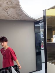 -宫铭烫发染发接发店