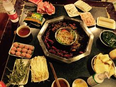 -邓莽子老火锅(中兴路总店)