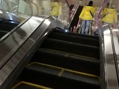 -红土地(地铁站)