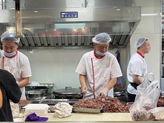 -闫家驴肉老店(华电一校店)