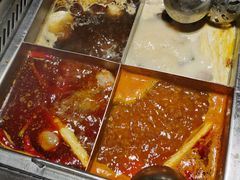 四宫格锅底-海底捞火锅(吴中路店)