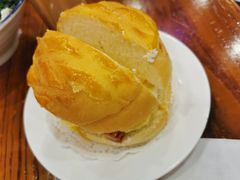 Big&nbsp;men菠萝包-澳门陈光记烧味饭店(南京德基广场店)