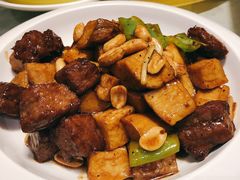 杏鲍菇牛仔粒-老广酒楼(樱花店)
