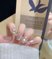 -芊冉•美甲美睫纹绣