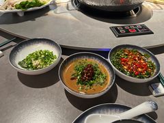 -伴山牛贵州黄牛肉火锅·苗疆非遗艺术餐厅(上海首店)