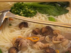 鸡汤长寿面-椿记烧鹅(叠彩店)