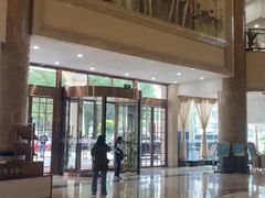 -深圳君逸国际酒店(龙岗横岗塘坑地铁站店)
