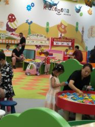 -莫莉幻想儿童乐园(三河燕郊永旺店)