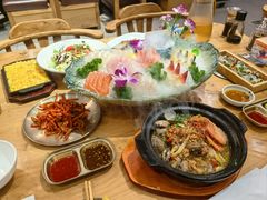 -青瓦餐厅·生鱼片·韩园烤肉(西塔店)