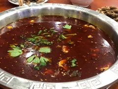 -刘胖娃鱼庄·特色肥肠鱼(杨家坪店)