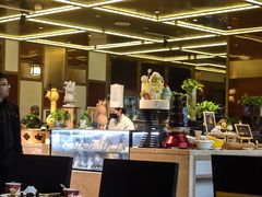 -大中华希尔顿酒店-念自助餐·嗨啤·小龙虾
