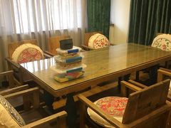 -乌托邦轰趴日租聚会别墅(先生的院子店)