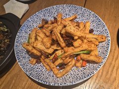 -云海肴·汽锅鸡·云南代表菜(天山百盛优客店)