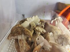 -菌之家·专业纯野生菌火锅·特色炒菌