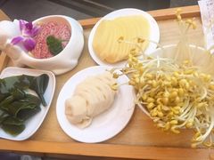 -山城年华老火锅(玉林店)