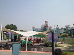 -季高兔窝窝亲子园(上海薰衣草公园店)