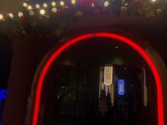 门面-哥老官重庆美蛙鱼头(宝山龙湖店)