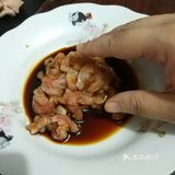 炒精肉，也能叫极简版的小炒肉吧