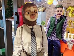 -玩坞轰趴馆·户外团建聚会主题生日派对馆(世豪广场店)