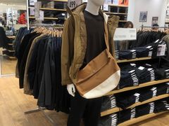 -优衣库(东莞汇一城店)
