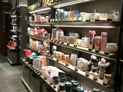 -星巴克臻选(上海今潮8弄店)