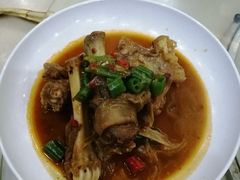 -黎老幺光雾山黄羊汤锅