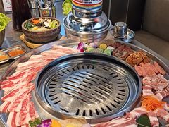 -哈哈碳都·牛肋条无限自助烤肉(台江万达店)