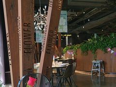 -华阳时光吧餐厅(华阳广场国际大饭店)