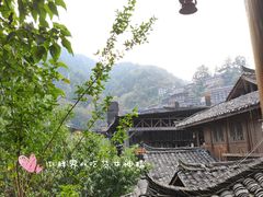 -西江千户苗寨-百年吊脚楼