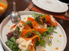 -卡佩罗意大利餐厅及酒吧Al Cappello Trattoria