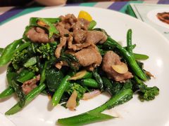 沙茶酱芥兰炒和牛-兰桂坊粤泰美食(较场西店)