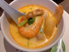 -大头虾越式风味餐厅(光明广场店)
