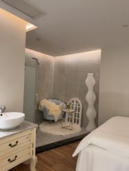 -小楼肌龄美学·皮肤管理