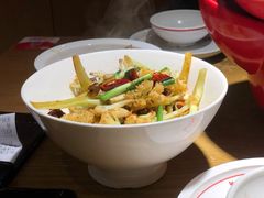 有机花菜-辣可可·小炒黄牛肉(皇庭广场店)
