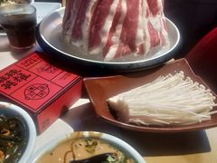 -麻辣英雄重庆火锅(二城广场店)