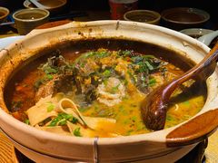 柴火稻草鱼-吃饭皇帝大土家民族菜(正大广场店)
