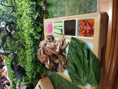 -那家老院子东北菜·饺子·小鸡炖蘑菇(艳华街店)