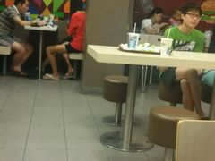 -华莱士·全鸡汉堡(沙井车站店)