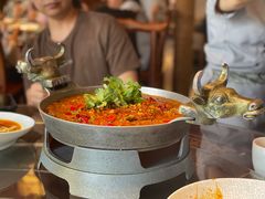 -万重锦·人文川菜馆(骡马市店)