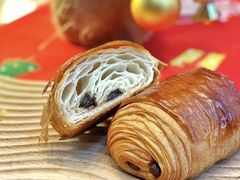 装榛果巧克力可颂-tuan woodfire kitchen(锦绣坊店)