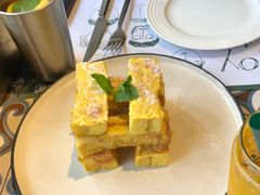 -静香HOUSE·全时段融合餐厅(七星欢乐颂店)