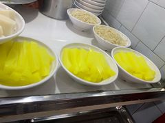 -洪记凉米线(新兴路店)
