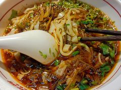 -呷佬·长沙手工米粉(金沙江路店)