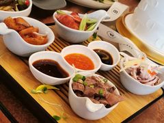 -鹿港小镇(霄云店)