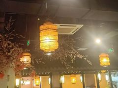 -卢大鲜鱼头捞饭(美利广场店)