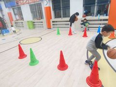 -悦动体能篮球羽毛球网球(三里河店)