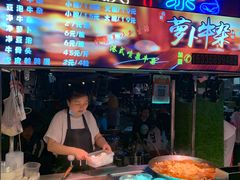-霄汉牛三鲜湖北砂锅菜(万松园2店)
