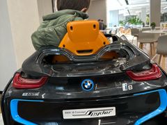 -上海宝信宝马4S店